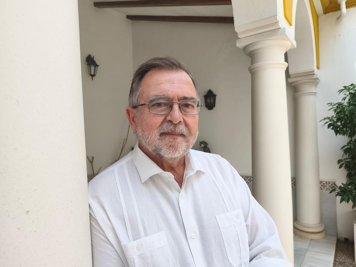 José Calvo Poyato se inició de niño en la novela histórica con Stevenson y Salgari.