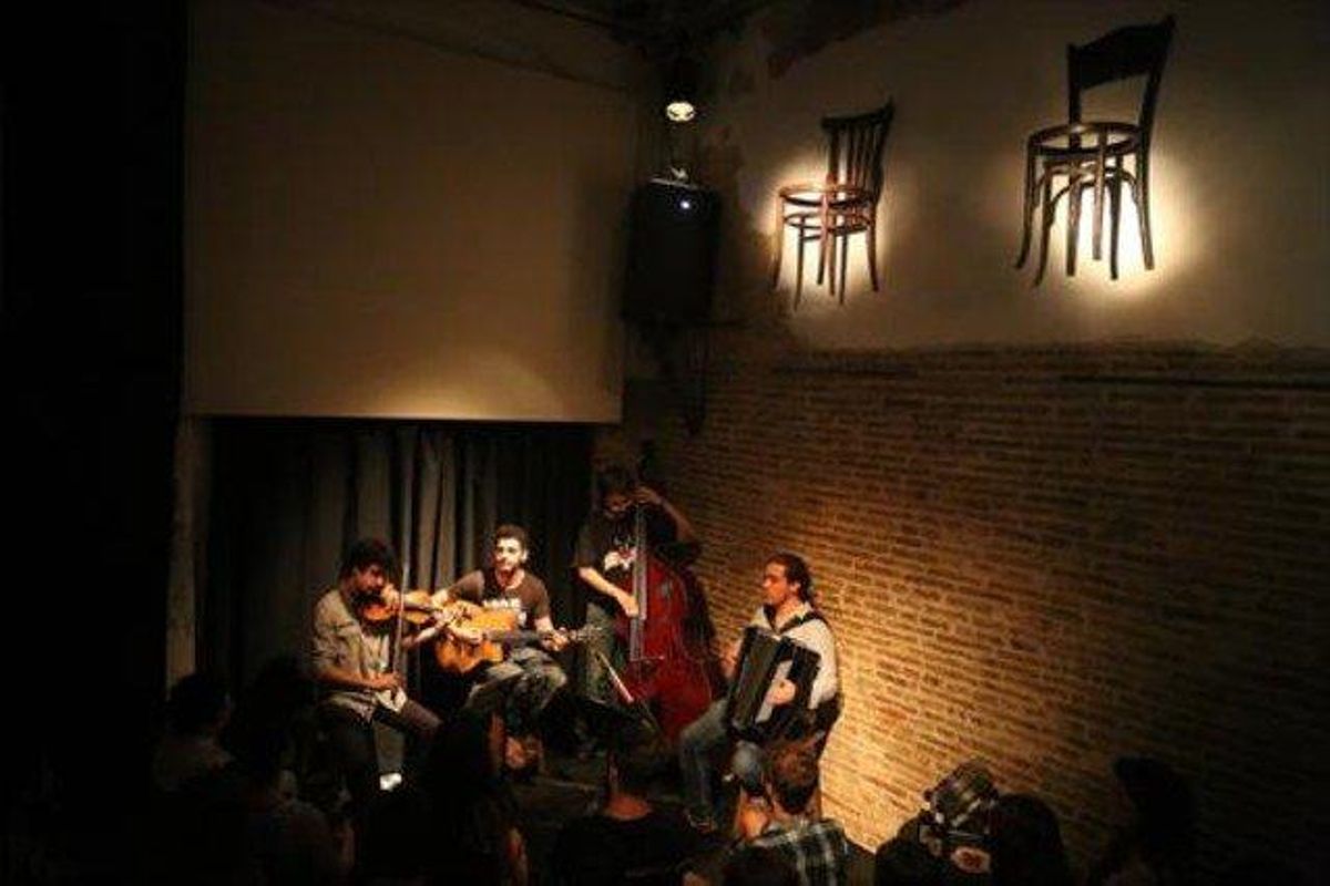 Un dels últims concerts a El Arco de la Virgen,abans que el local fos precintat el setembre passat. Un dels últims concerts a El Arco de la Virgen,abans que el local fos precintat el setembre passat.