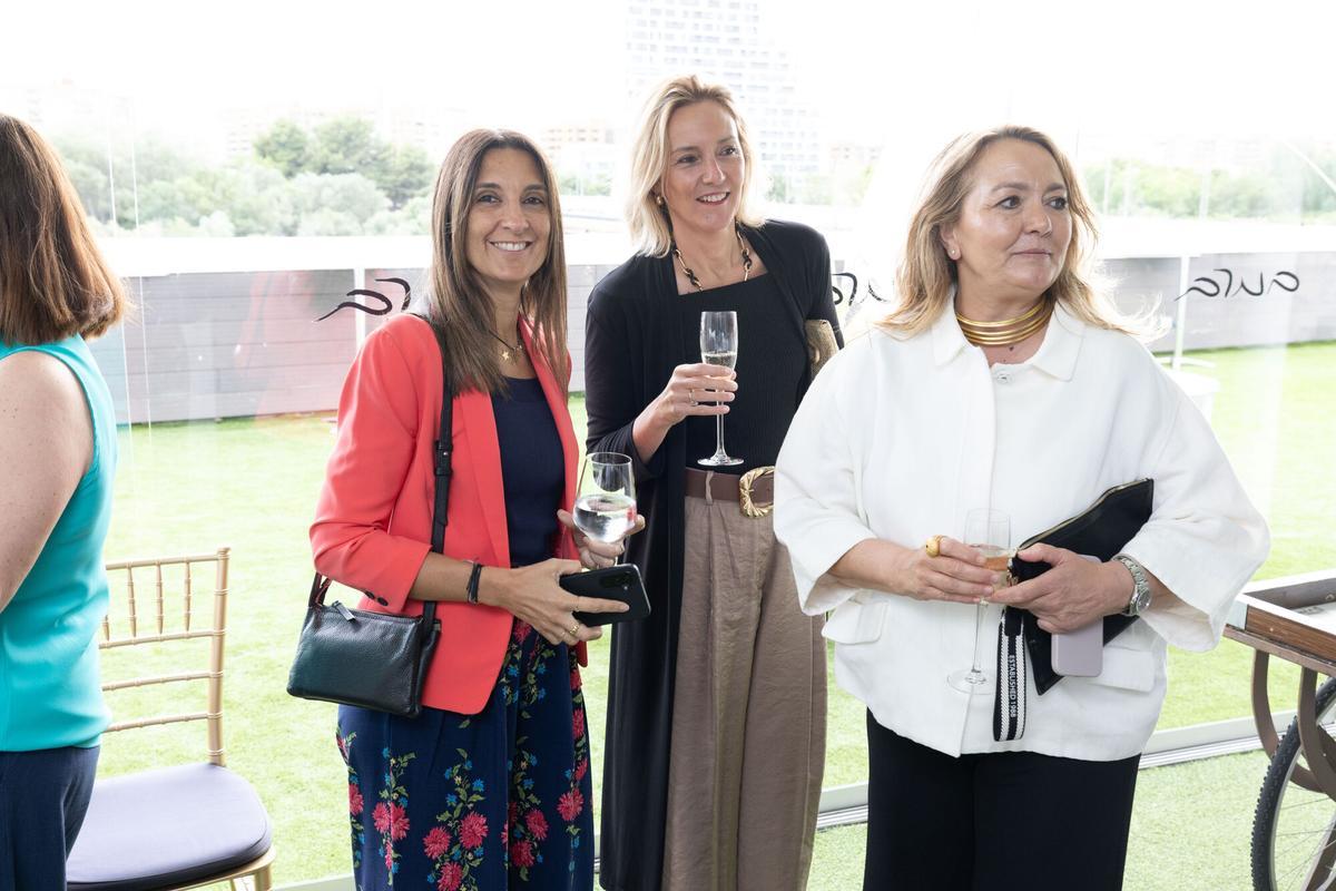 En imágenes | Llegada y ambiente en los Premios Empresa del Año del Banco Sabadell