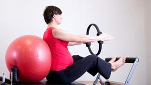 Aros de pilates para tonificar los músculos y aliviar el estrés