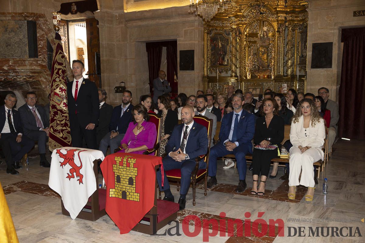 Coronación de los Reyes Cristianos y bendición de banderas del Bando Cristiano en Caravaca