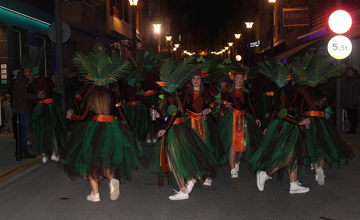 Galería de fotos del desfile nocturno del Carnaval de Alcalà de Xivert