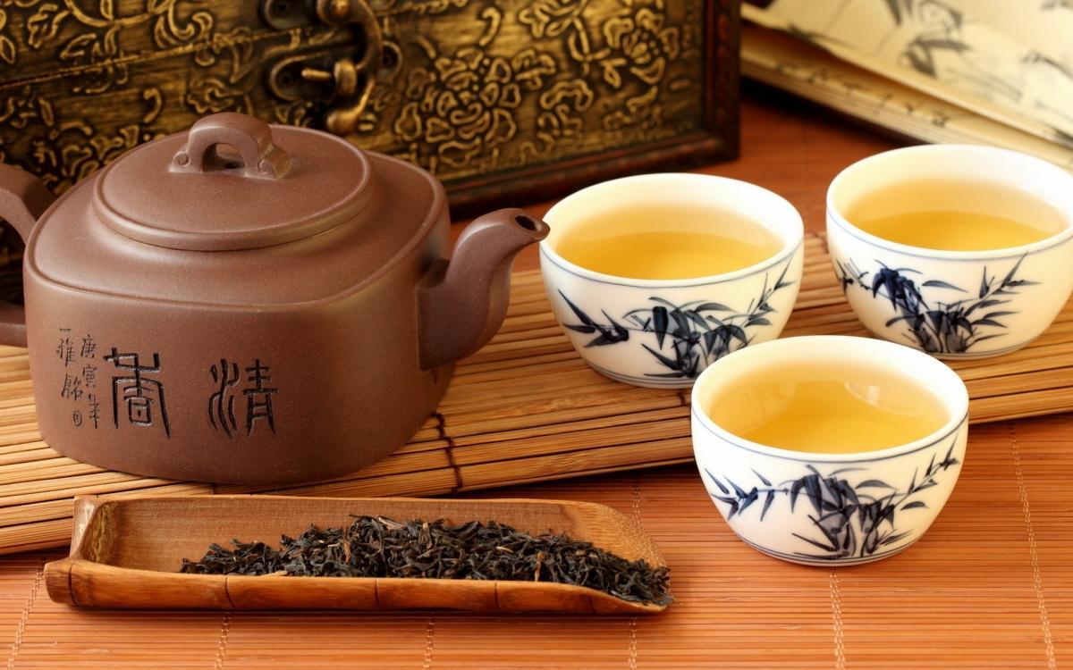 Si estás buscando una forma natural de bajar de peso antes del verano, reducir la barriga y sentirte menos hinchado, este té japonés puede ser un gran aliado.