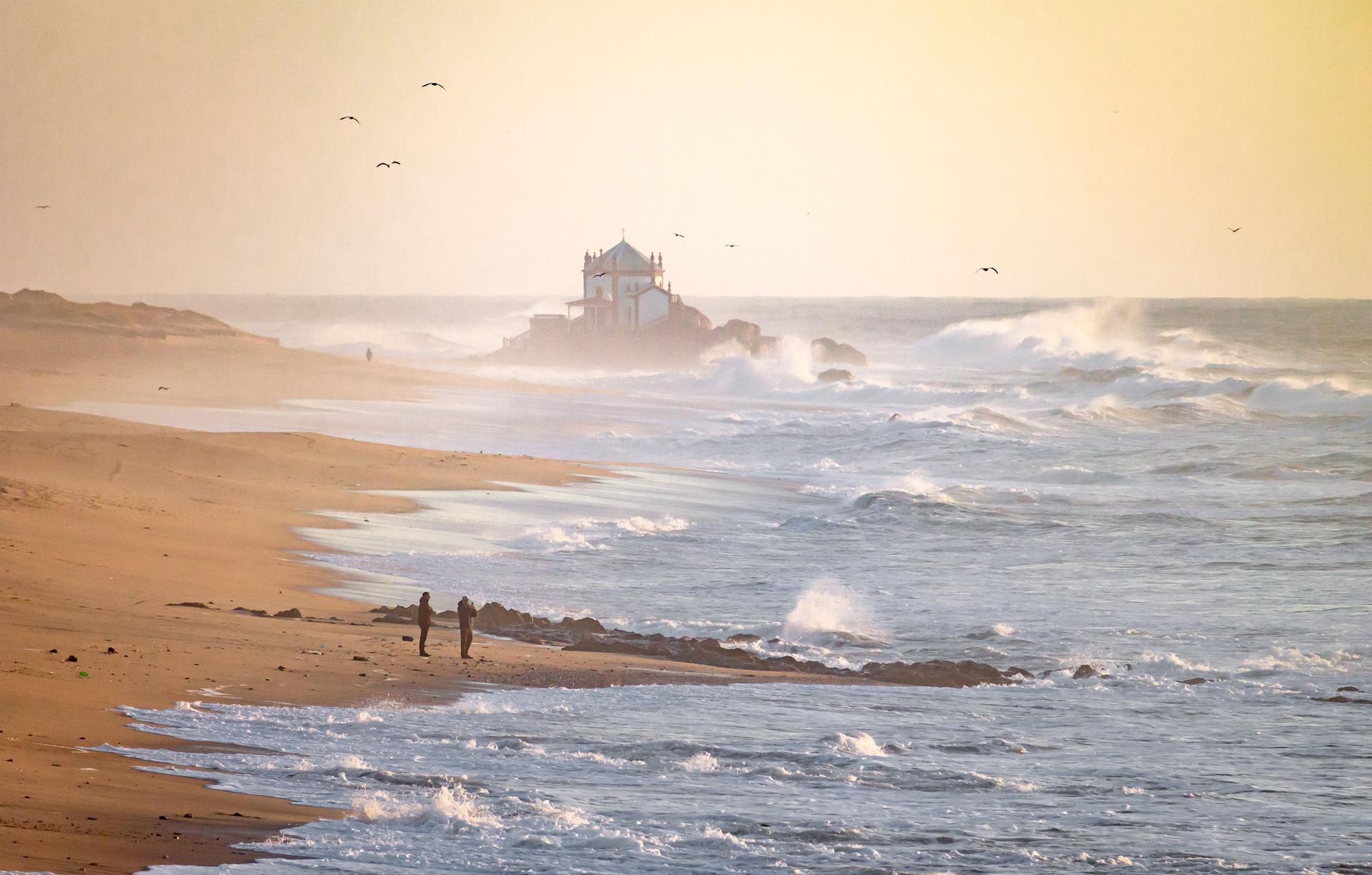 Senhor da Pedra: la capilla portuguesa que desafía al Atlántico