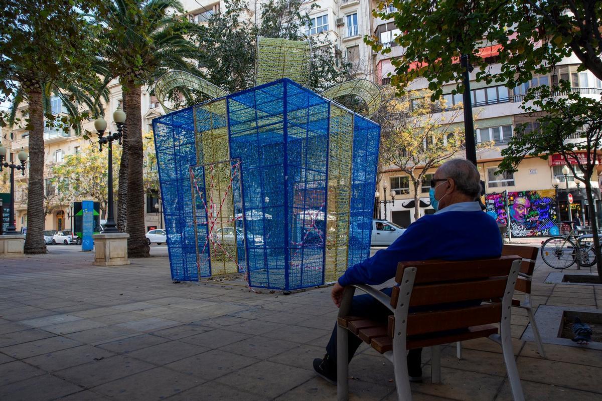 El árbol de Navidad de Alicante, por primera vez en la Explanada El árbol de Navidad de Alicante, por primera vez en la Explanada