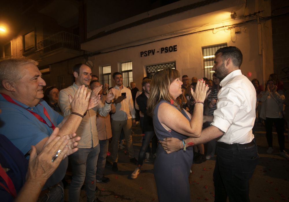 El PSPV-PSOE de Sagunt celebra en su sede una victoria histórica