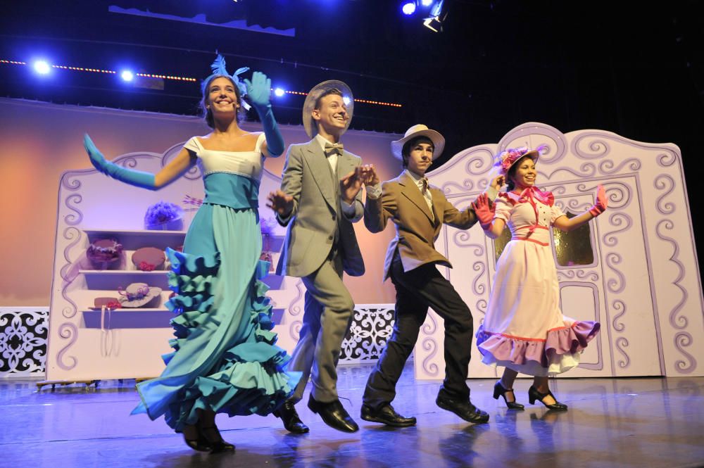 Manresa Teatre Musical posa en escena el clàssic musical ''Hello Dolly''