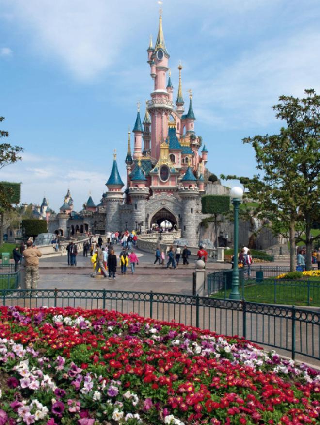 FRANCIA. Disneyland Paris cumple 25 años