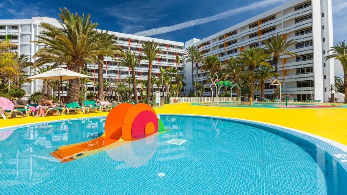 Piscina infantil del hotel Abora Buenaventura by Lopesan Hotels, en el sur de Gran Canaria.