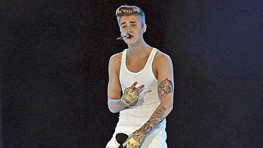 El cantante Justin Bieber durante una actuación.