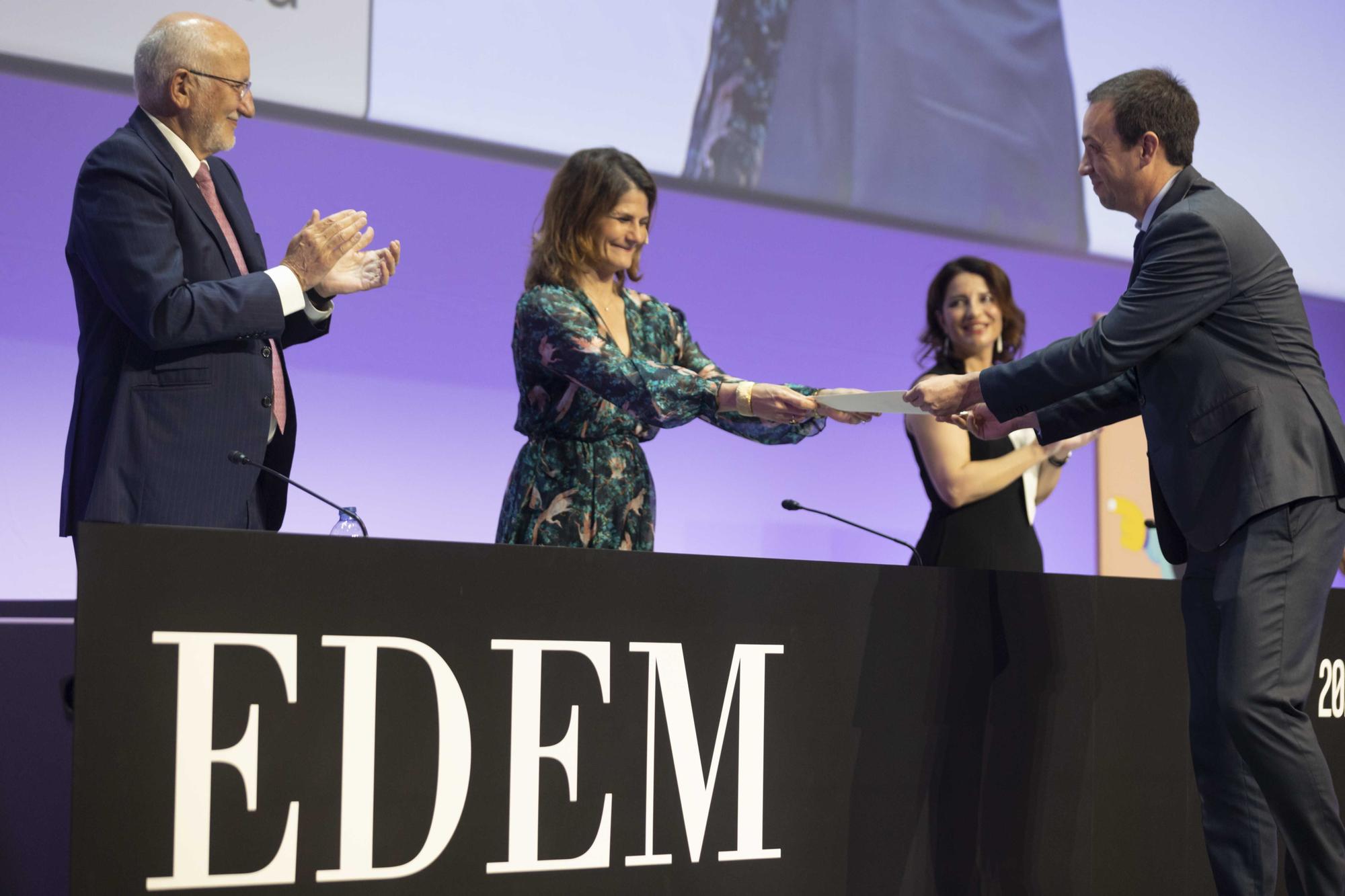 Graduación alumnos EDEM Escuela de Empresarios 2022 en València