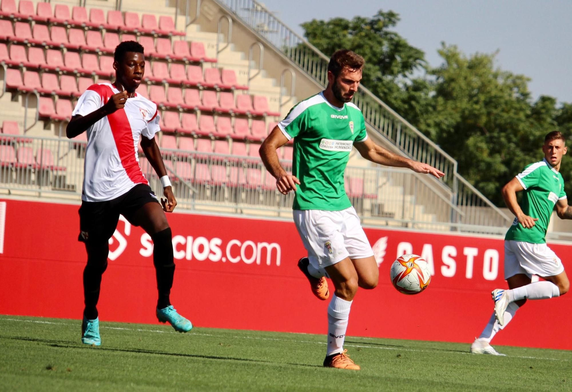 El amistoso entre el Córdoba CF y el Sevilla Atlético en imágenes