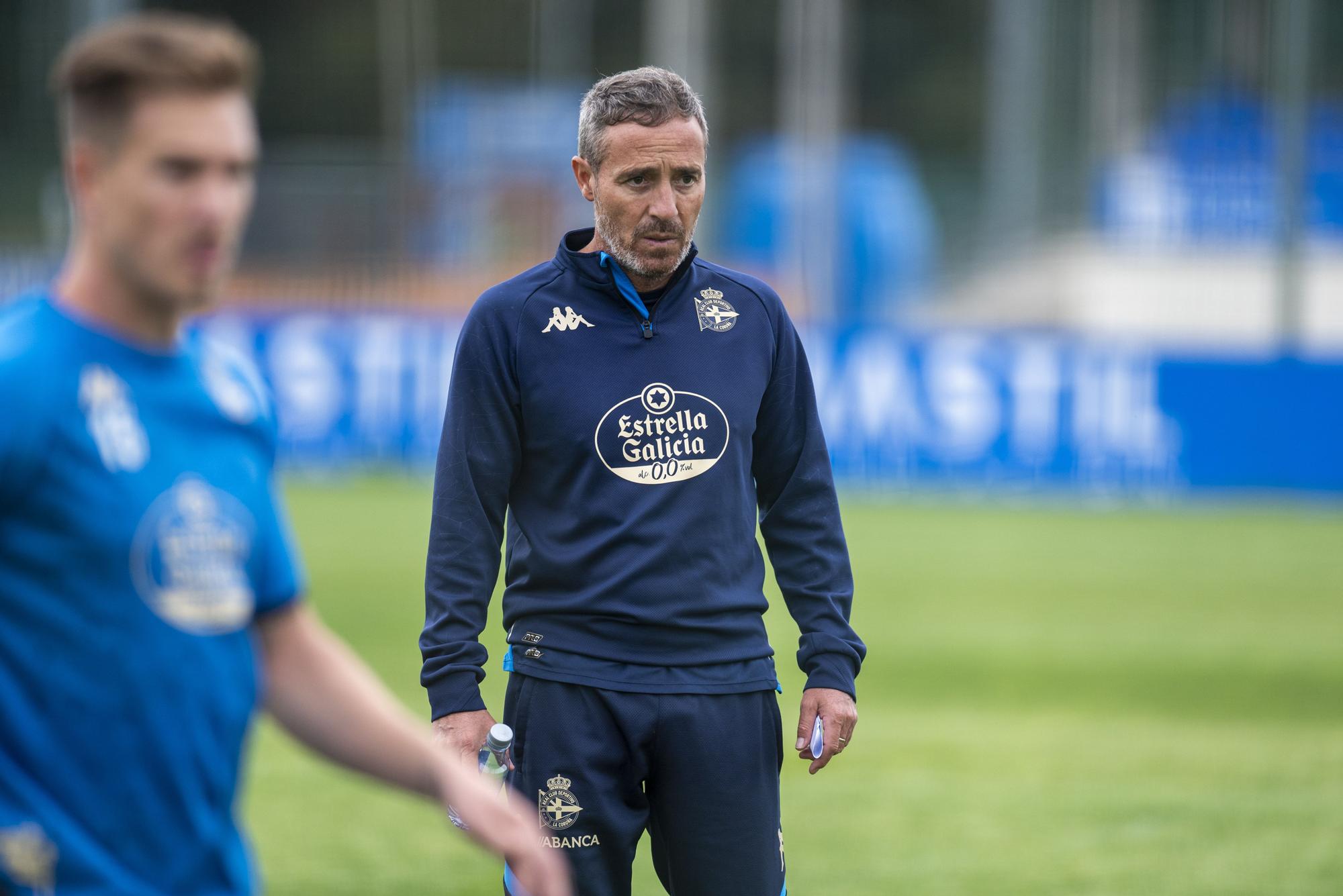 Primer entrenamiento del Dépor con Óscar Cano en Abegondo