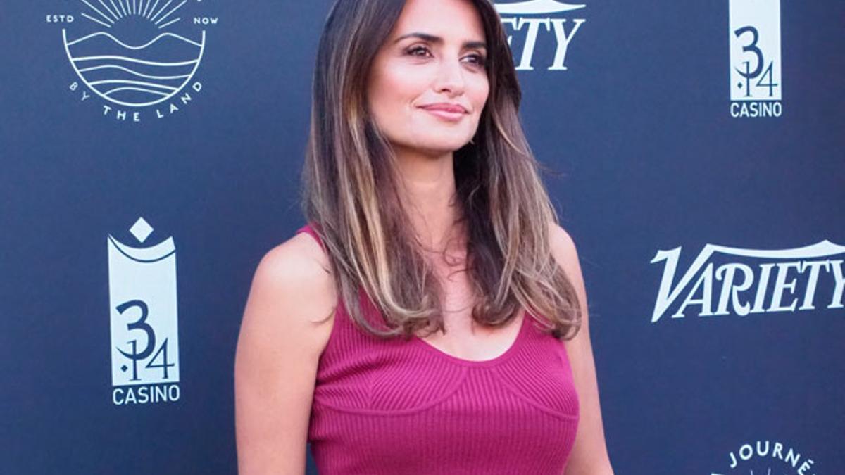 El look de Penélope Cruz con vestido de Gabriela Hearst en un evento del Festival de Cannes