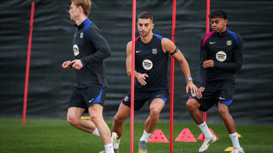 Al mal tiempo, buena cara: el FC Barcelona entrena tras la derrota ante Las Palmas