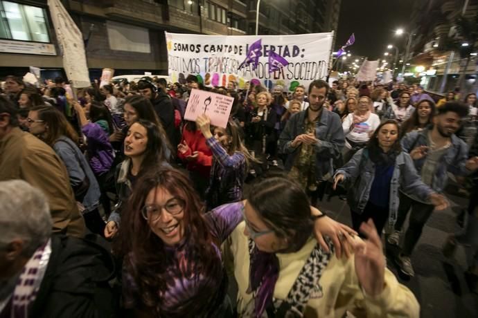 08.03.19. Las Palmas de Gran Canaria. Manifestación Día de la Mujer 8M. Foto Quique Curbelo