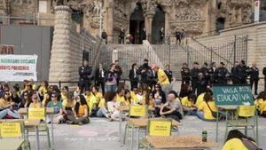 La pujada salarial d’Educació no convenç els professors