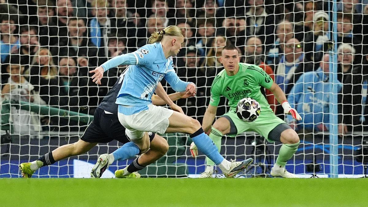 Haaland tan solo pudo ver portería en una ocasión ante el Madrid