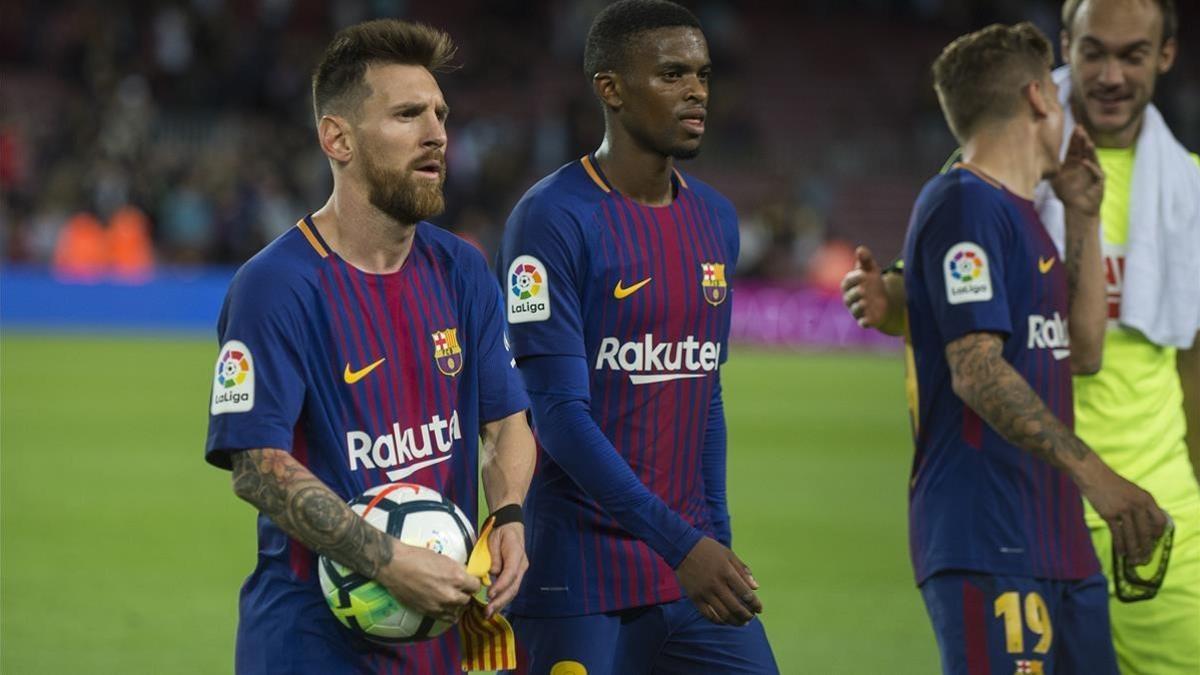 Messi se lleva el balón a casa tras los cuatro goles al Eibar.
