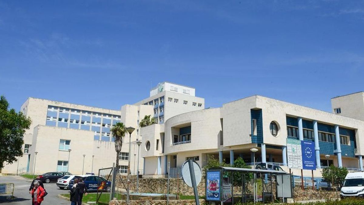 Hospital Virgen del Puerto de Plasencia, donde ha sido atendida la víctima.