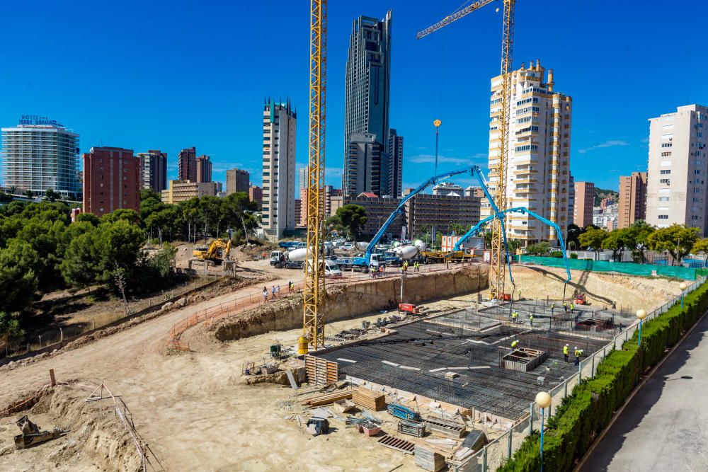 Cimentación de un nuevo rascacielos en Benidorm