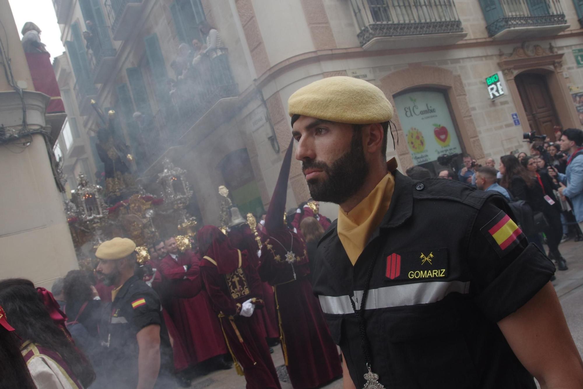 Salida de la cofradía de Viñeros, el Jueves Santo de 2024.