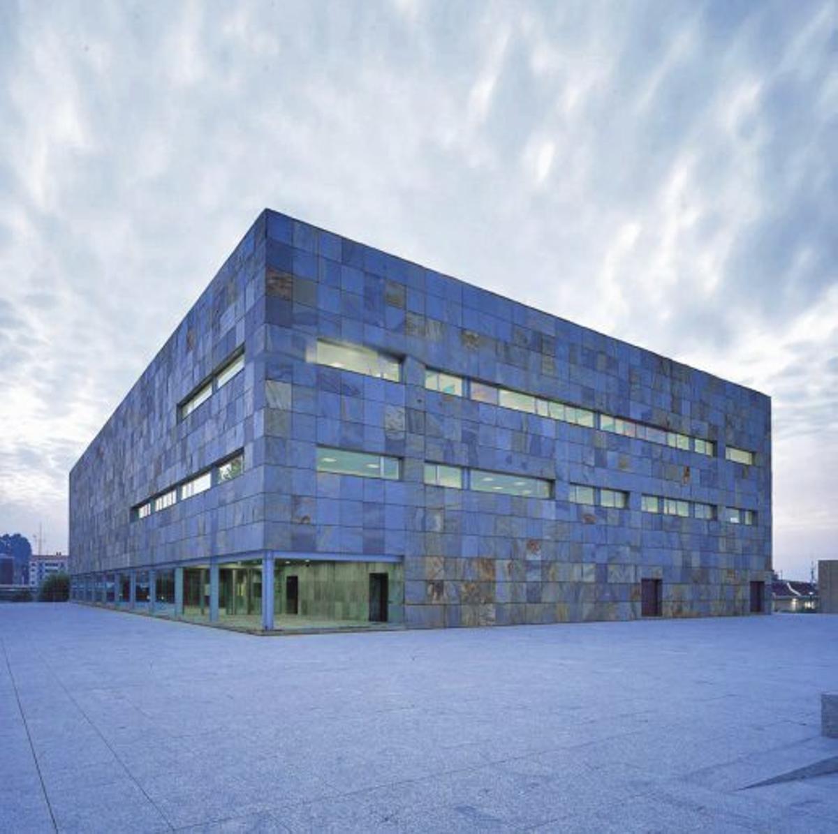 Complexo cultural de Vilagarcía de Arousa. Arquitecto César Portela.