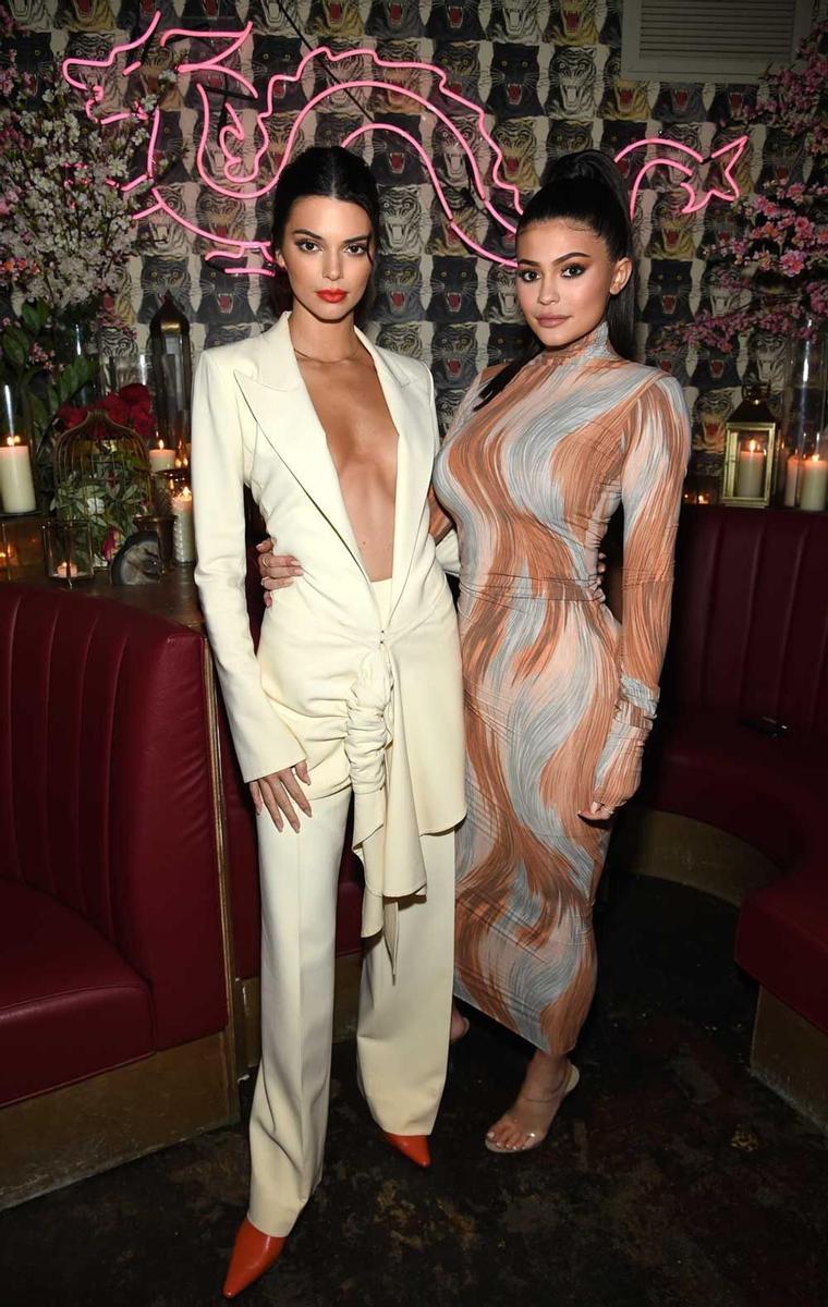 Kendall Jenner y Kylie Jenner posan juntos entre rumores de enemistad