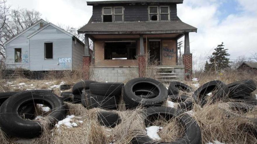 Detroit se hunde en la bancarrota