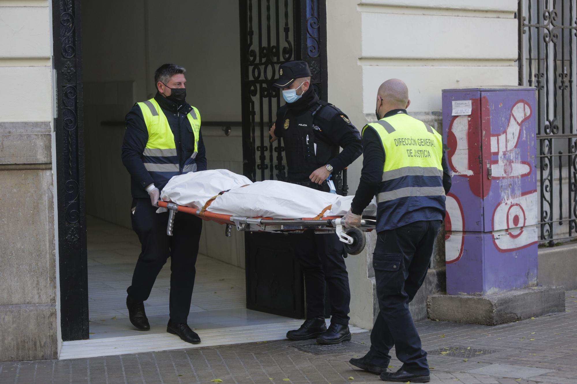 Crimen machista en València: acuchilla a su pareja de 30 años