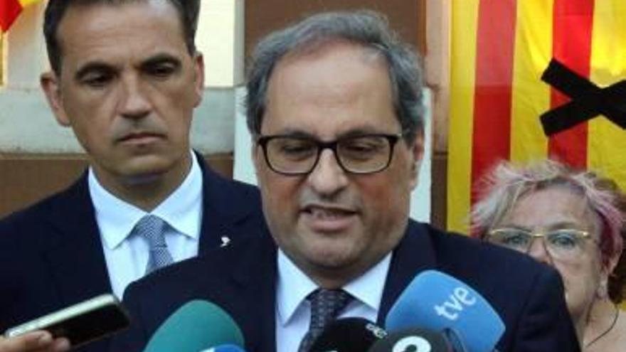 Quim Torra atenent la premsa, ahir a Sant Feliu de Guíxols