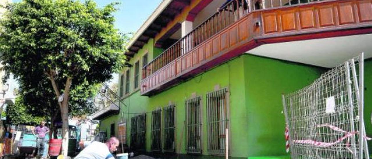 Imagen de archivo de la fachada del centro de mayores de Telde en Los LLanos de San Gregorio.