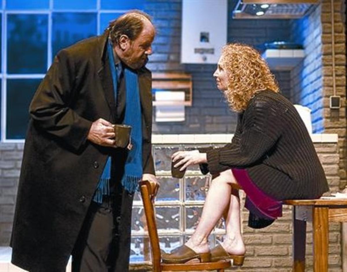Josep Maria Pou i Roser Camí, en una escena de l’obra de David Hare.