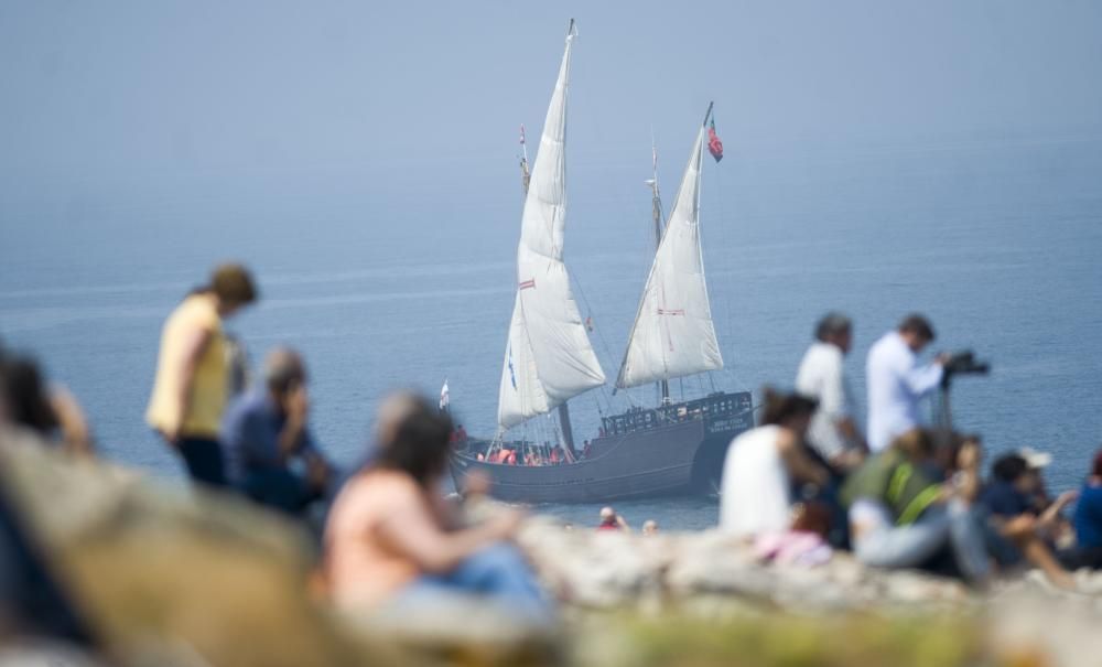 La Regata de Grandes Veleros abandona a A Coruña