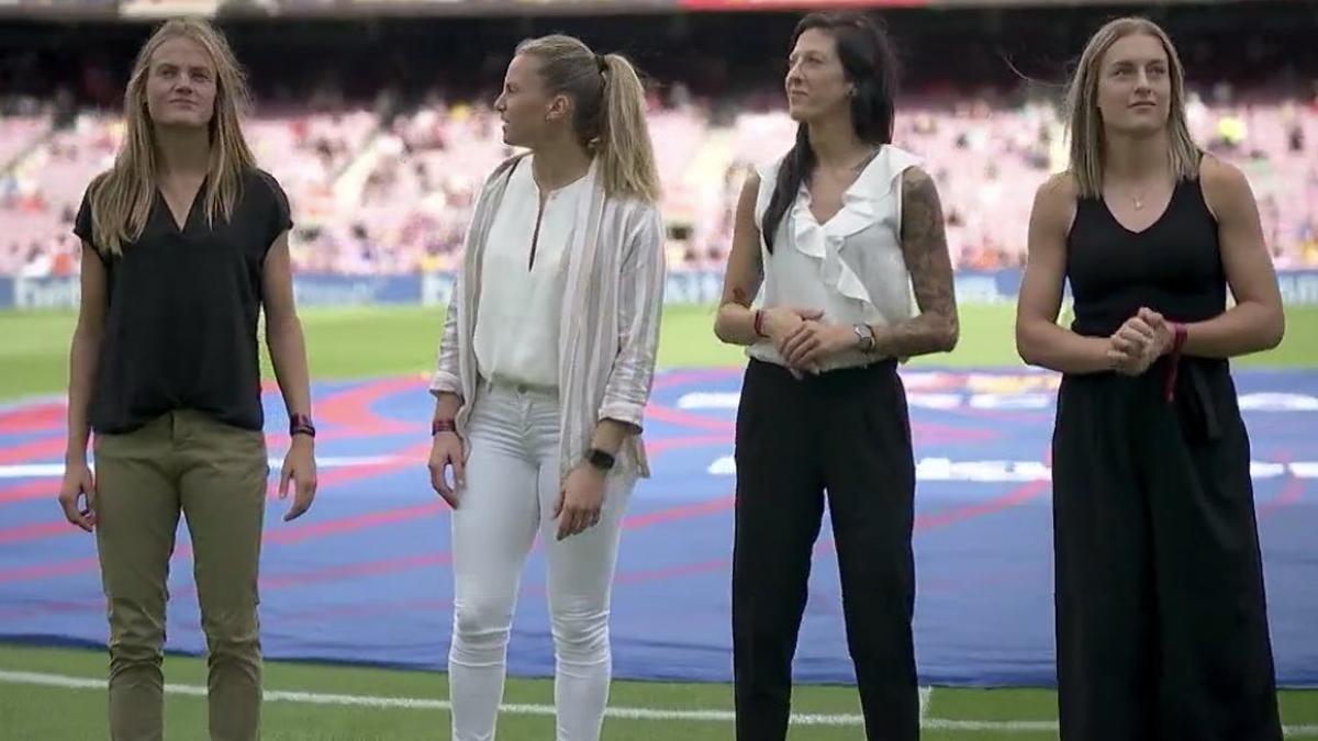 El Camp Nou se rinde a Alexia, Jennifer Hermoso, Sandra Paños e Irene Paredes