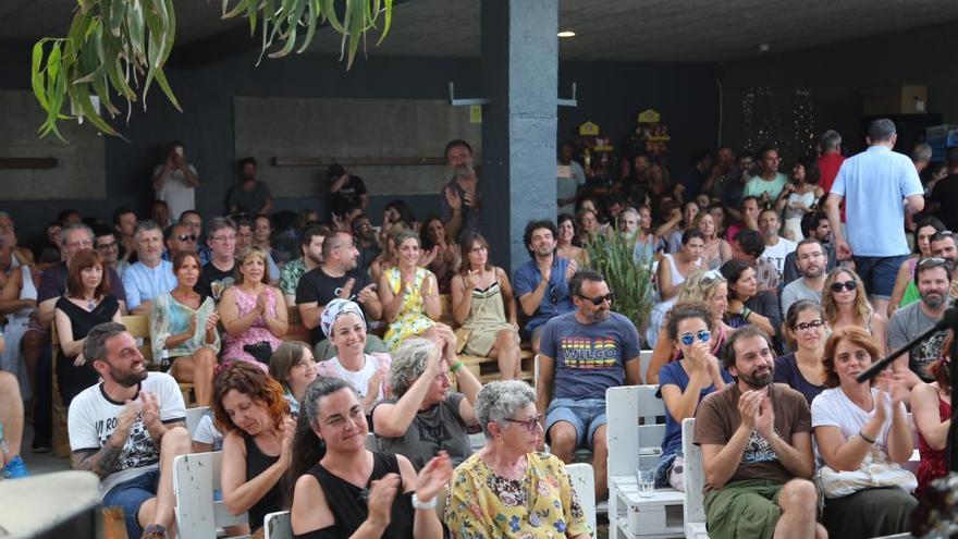 Público en uno de los conciertos en &quot;El Náutico&quot;.