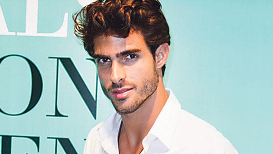 Juan Betancourt, modelo: 