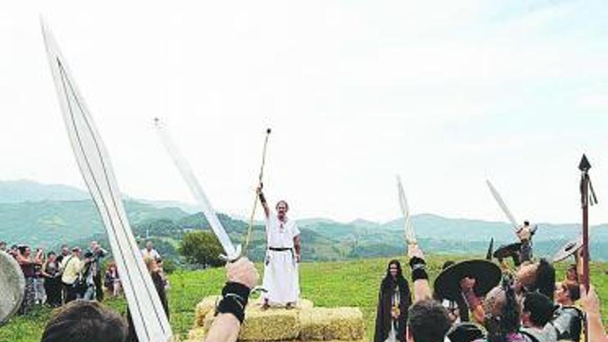 «Carabantius» se rinde ante Roma en el VI Festival astur-romano de la Carisa