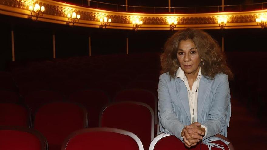 Lolita Flores: &quot;El teatro me llena, pero la música no la voy a dejar nunca&quot;