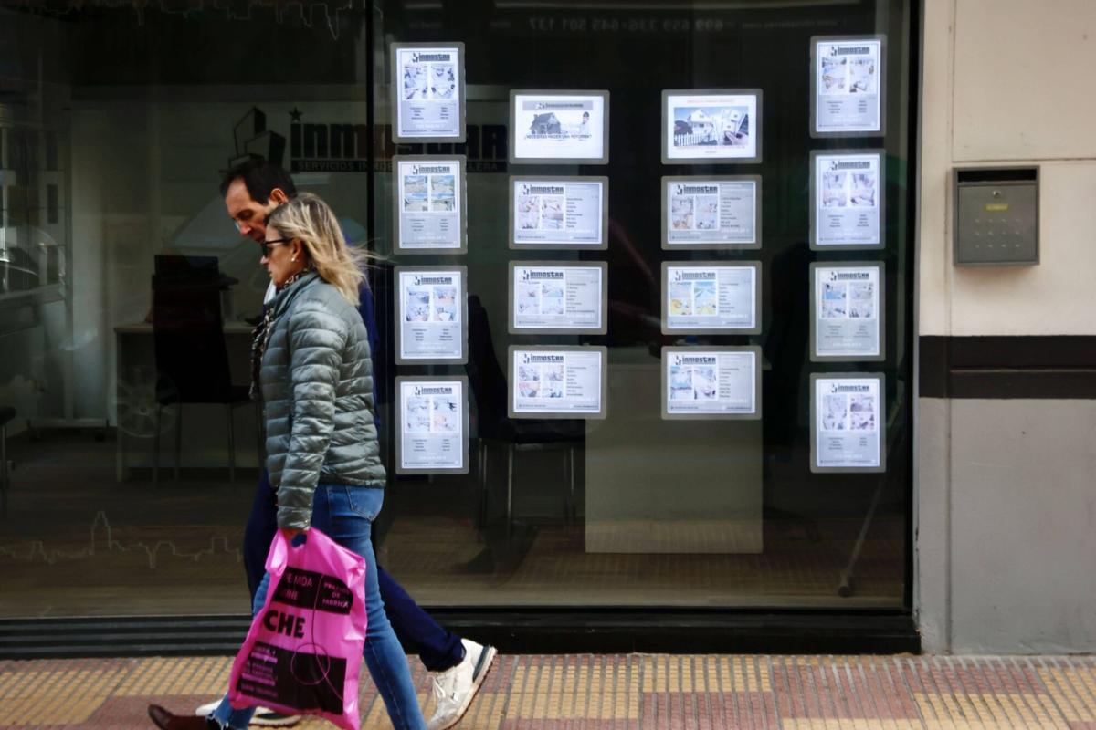 Valencia . VLC. Variacion de precios en la vivienda de Cullera, inmobiliarias