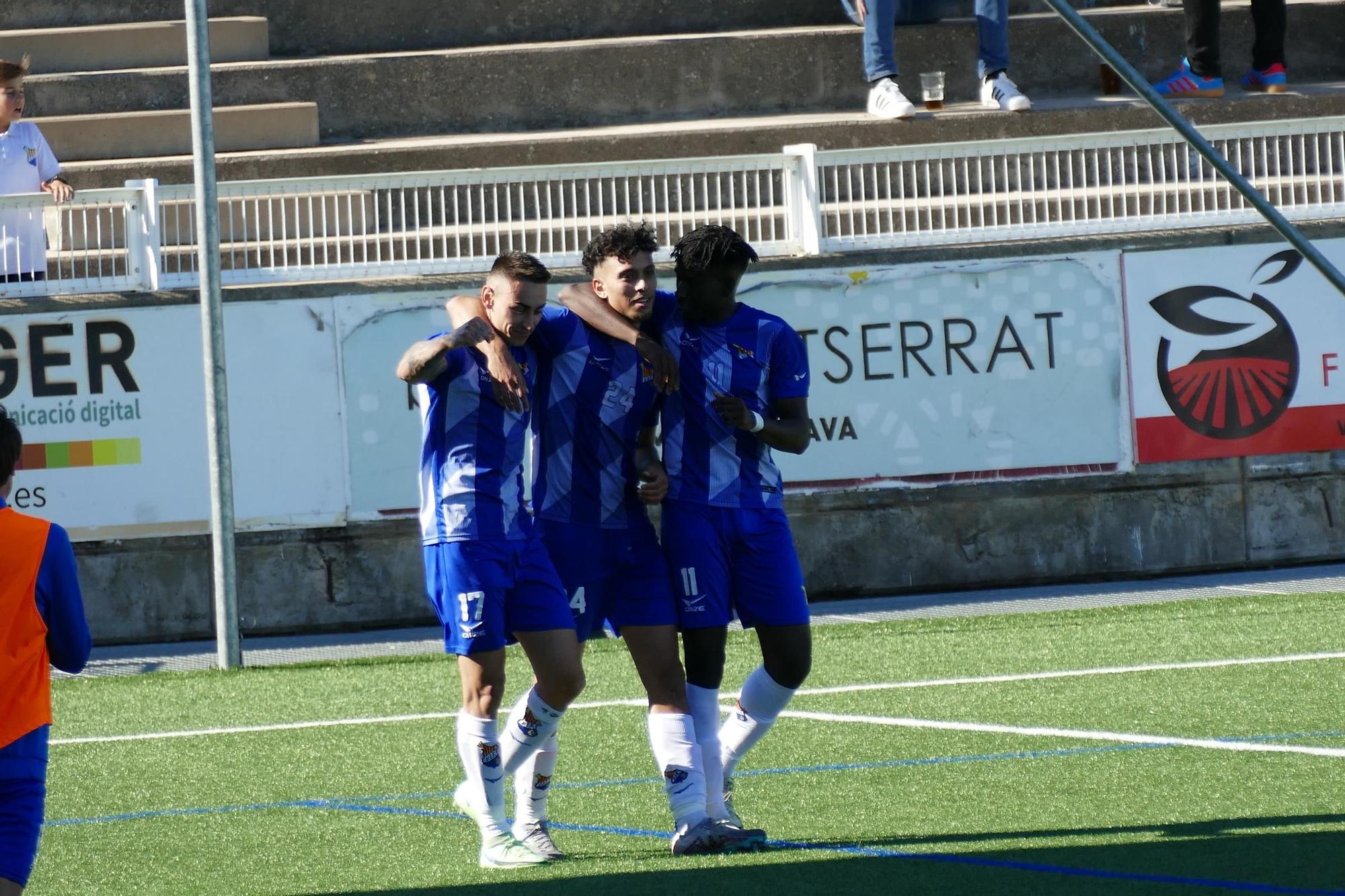 Eufòria al Figueres celebrant l'accés a la promoció d’ascens a Tercera RFEF