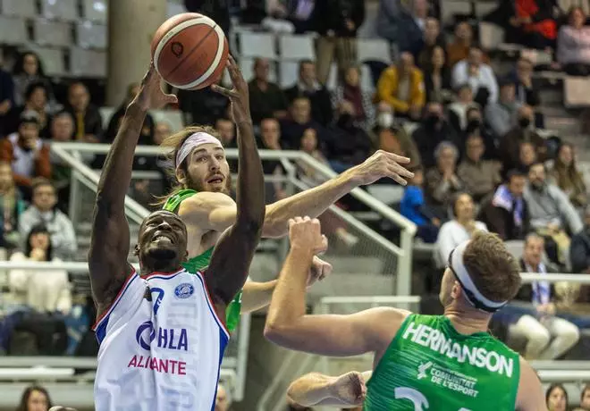 El HLA Lucentum consigue su décima victoria de la temporada
