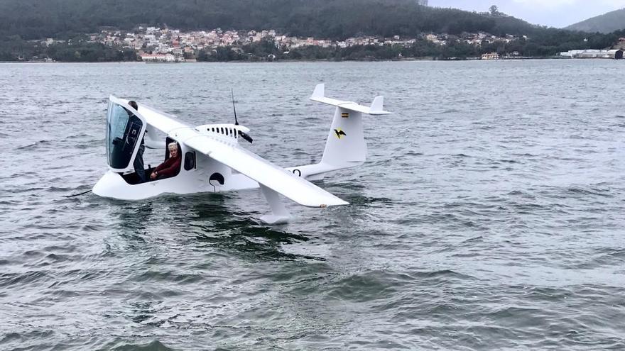 La avioneta aterrizó en el agua // Sandra Porto