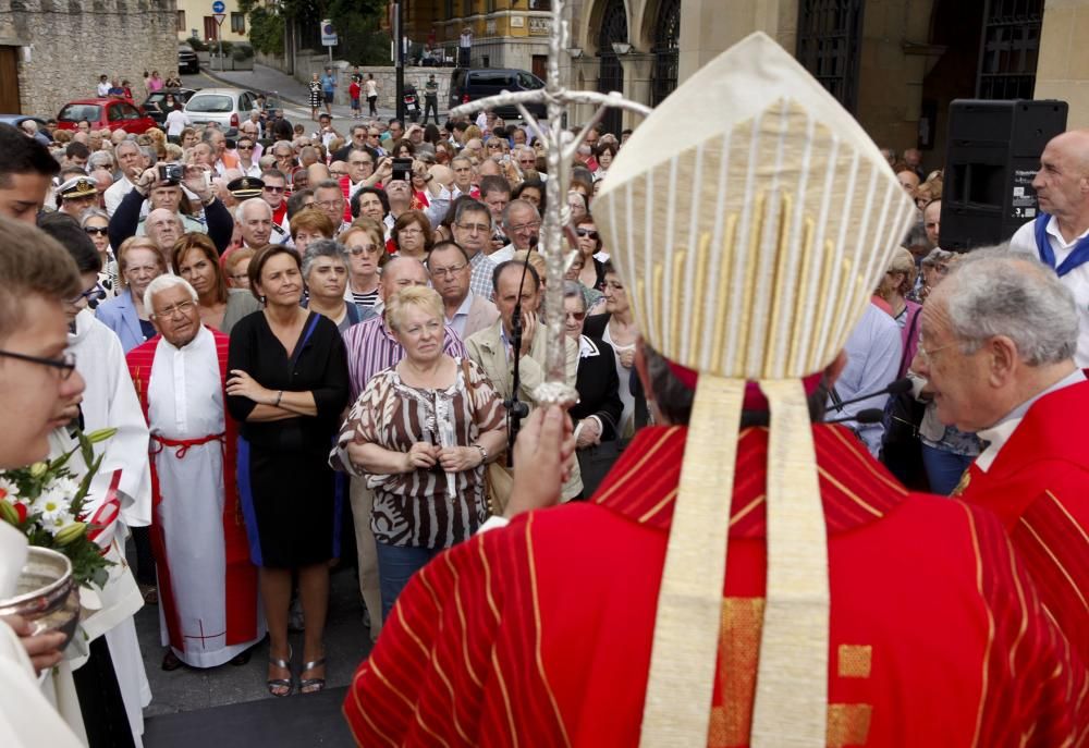 Gijón bendice sus aguas por San Pedro