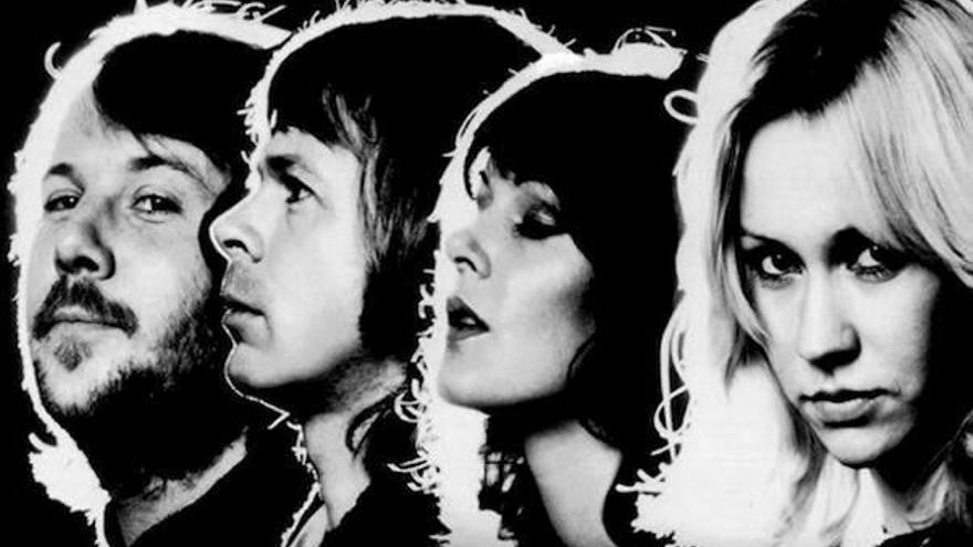 Los cuatro integrantes del grupo ABBA en los años 80.