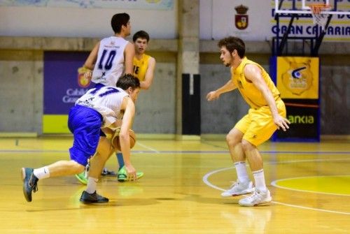 Derbi entre Herbalife GC y Nautico de Tenerife de liga EBA.