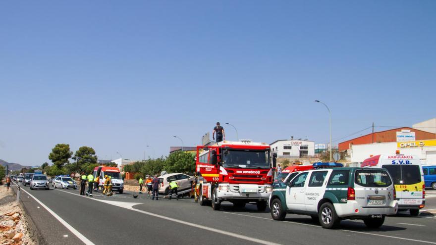 Un aparatoso accidente en la N-332 en Benissa deja cinco heridos