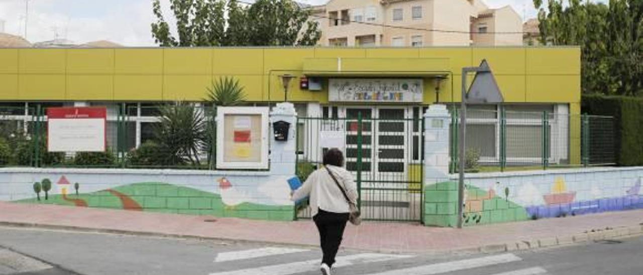 La falta de conserje moviliza a dos escuelas infantiles de Elda y Monóvar