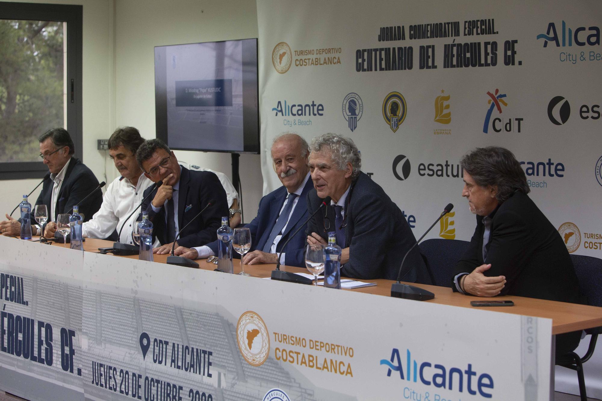 Vicente del Bosque participa en una jornada conmemorativa del Centenario del Hércules