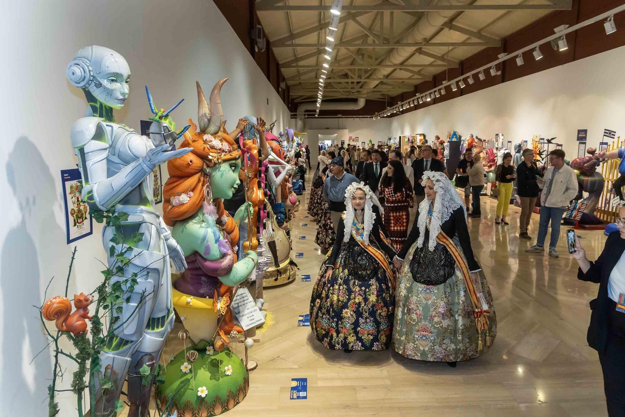 La Exposición del Ninot de las Hogueras 2025 abre sus puertas